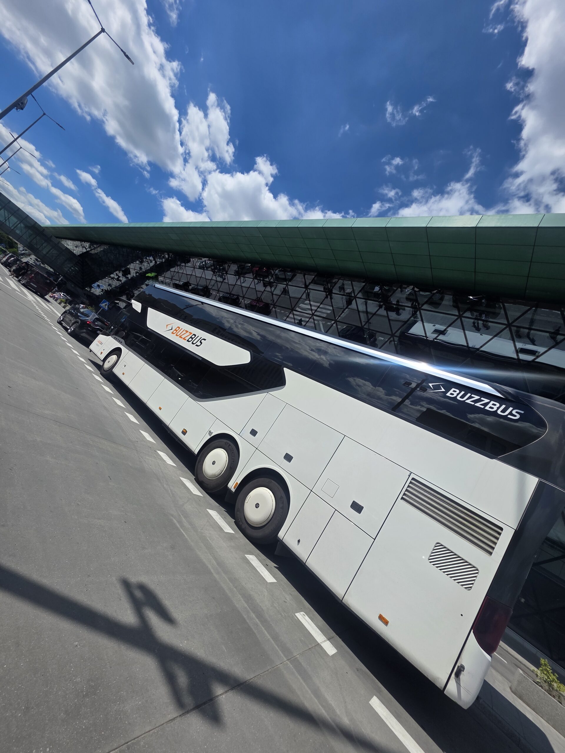 Transfer lotniskowy autokarem