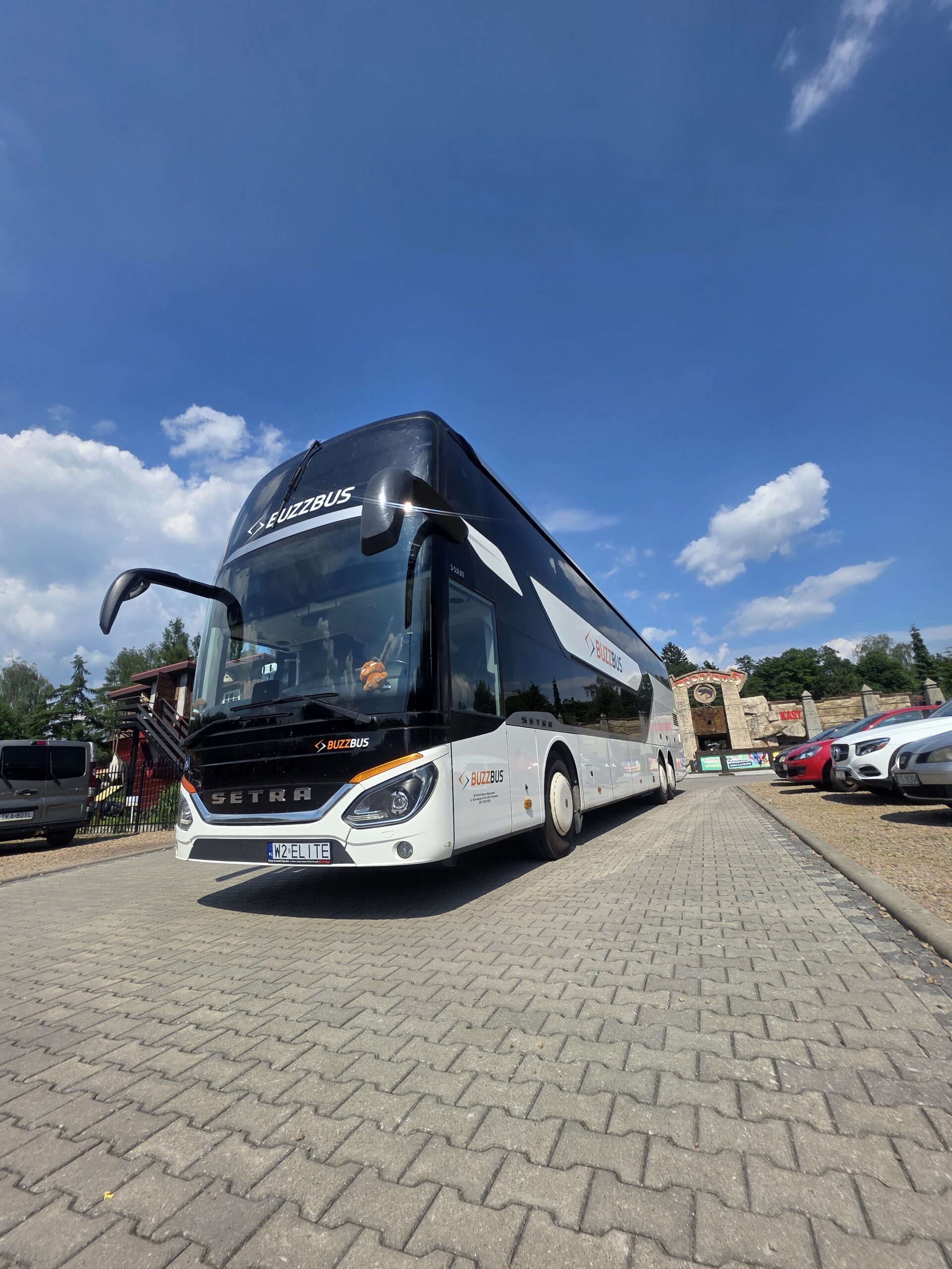 Autokar Buzzbus